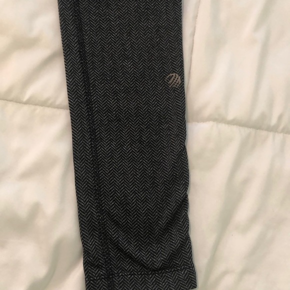 MPG soft leggings in a herringbone pattern - Picture 2 of 6